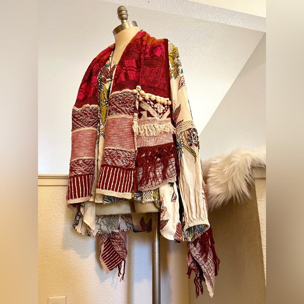 NWT M L MOTH Tassels Pom Pom Cardigan from Anthropologie - Picture 10 of 16